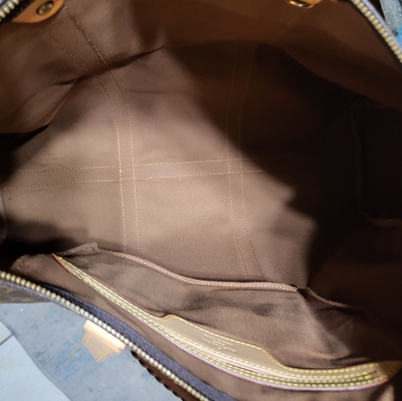 Louis Vuitton Tote Slightly Used - Picture 6 of 12